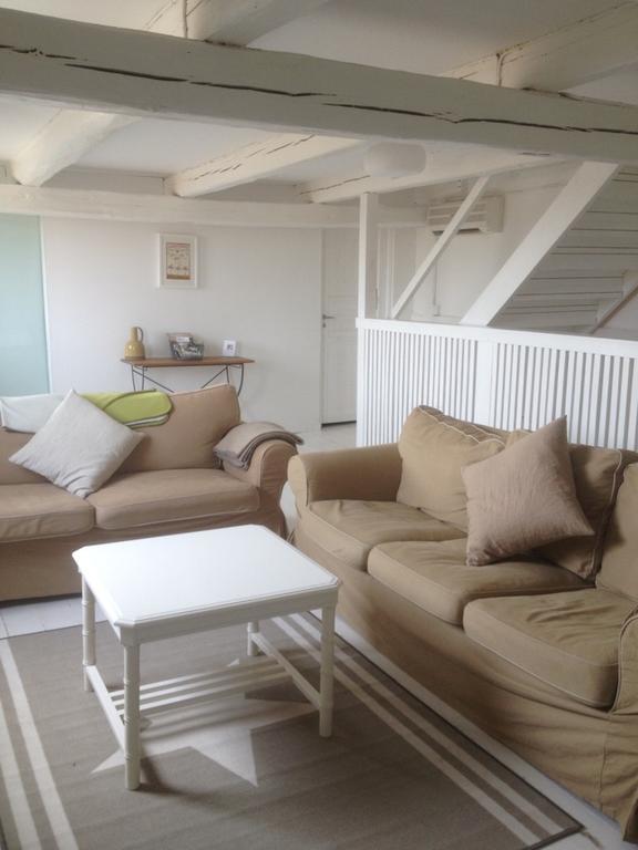 Red Bird Farm Bed & Breakfast Ystad Luaran gambar